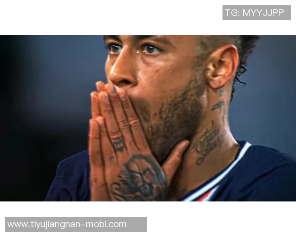 在巴黎时内马尔邀你夜店狂欢吗西蒙斯回应称那时我仅17岁